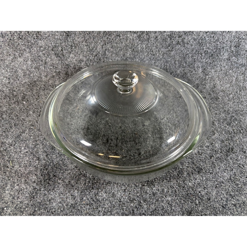 Pyrex 024 Clear Glass Round Casserole Dish with Lid 2 QT 2L Made in USA